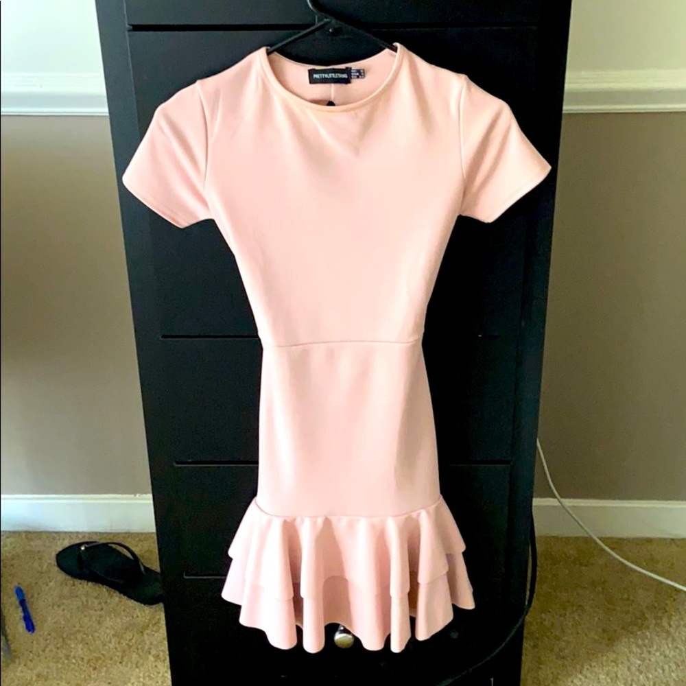 Pretty Little Thing Size 2 Mauve Dress